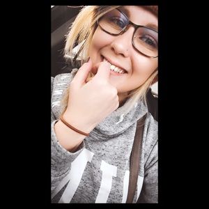 Meet your Posher, Shayce